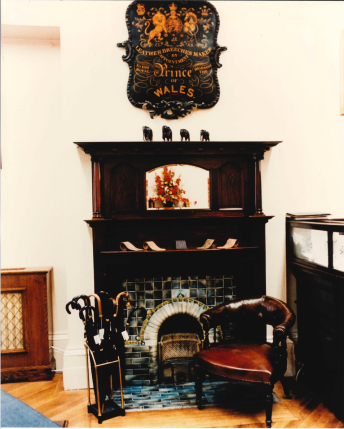 HUNTSMAN Royal Warrant