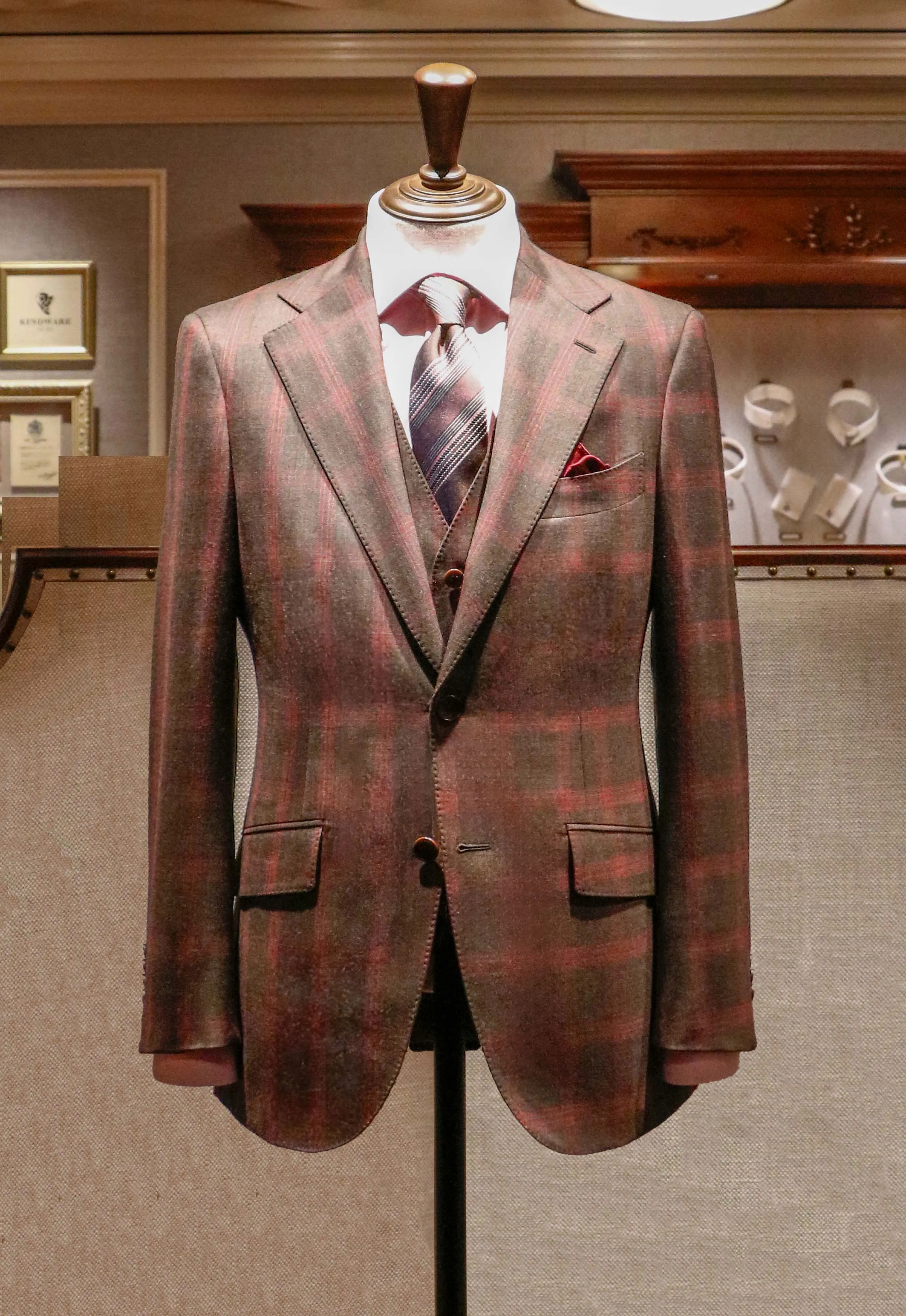 KINDWARE カインドウェア パンツスーツ スリーピース レディース 極美